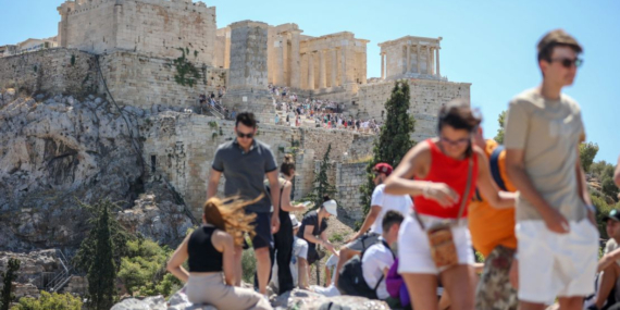 Yunanistan’da Sıcaklık Rekoru: İşçilere Yasak!