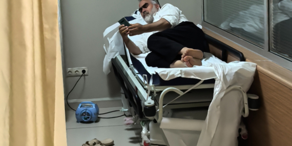 Yaz Sıcakları Yılanı Çadıra Soktu, Vatandaş Yaralandı