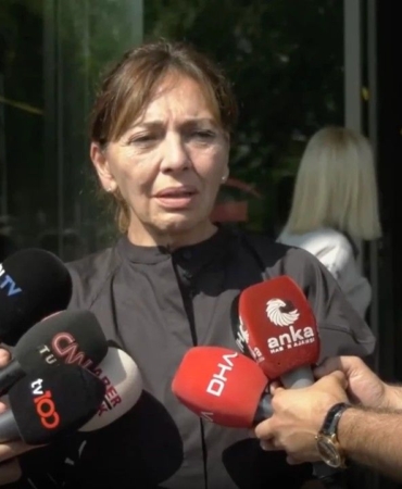 altan-oymenin-kizi-asli-oymen.jpg