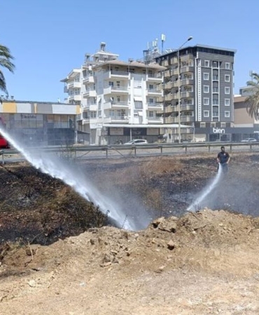 manavgat-sigara-izmariti-yangin.jpg