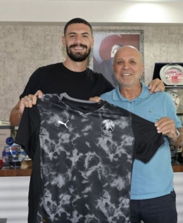 merih-demiral-alanyaspor-ziyareti.jpg