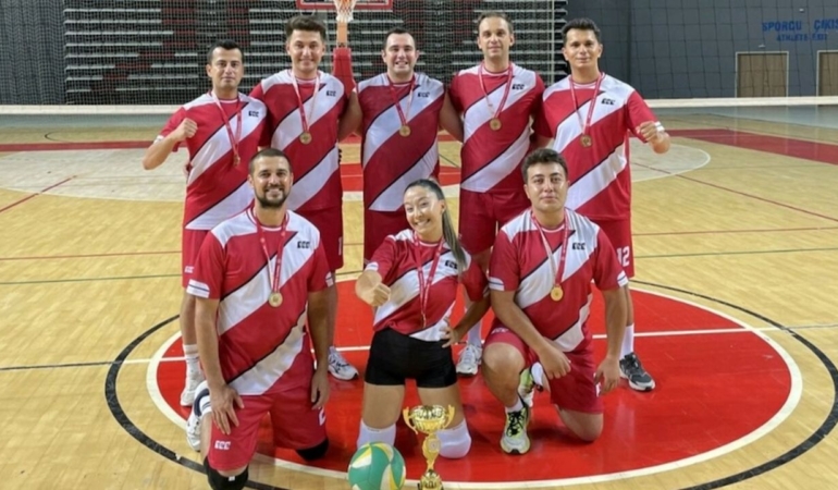 tgs-voleybol-sampiyonu.jpeg