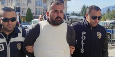 husumetlisini-olduren-sahis-burdur.jpg