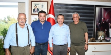 idris-tas-saffet-yenigun-2.jpg