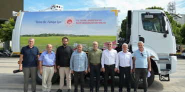 antalyada-chpli-belediye-baskani-ak-partiye-tesekkur-etti-1.jpg