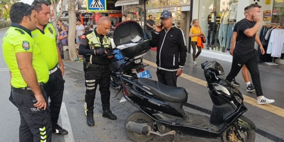 manavgatta-ehliyetsiz-ve-katlanir-plakali-motosiklet-surucusune-yuklu-ceza.jpg