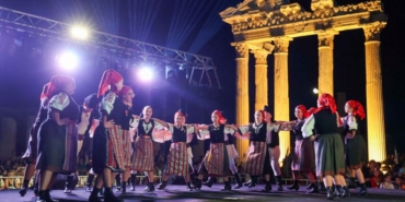 side-halk-danslari-festivali-1.jpg