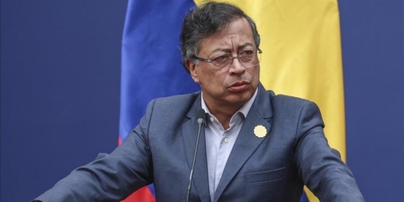 Petro: Oligarşi İktidarı Geri Almaya Çalışıyor!