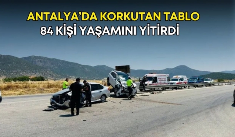 antalya-trafik-kazalari-manset.jpg