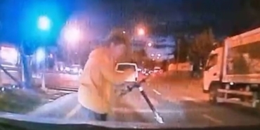 mersinde-scooterli-genc-olumden-dondu.jpg