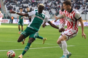 samsunspor-konyada-ilk-yarida-farki-ikiye-cikardi-1.jpg