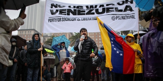 Trump’ın Venezuela Operasyonu Protesto Ediliyor!