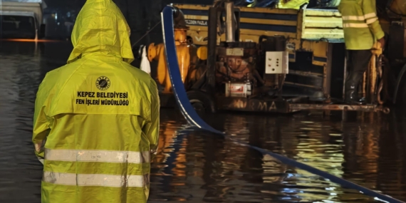 Kepez-Belediyesi-saganak-yagislara-karsi-7_24--teyakkuzda_2