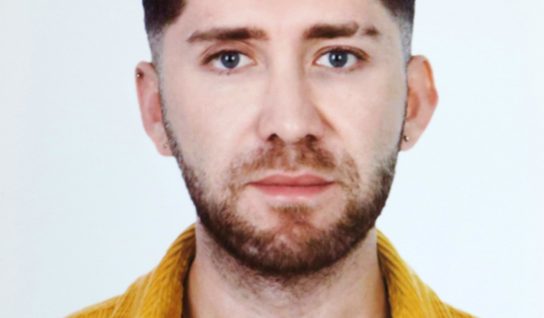 Oğlunun öldürülmesine ilişkin görüntüleri izlerken gözy