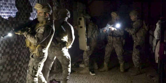 'Şafak 07 Huzur 01' operasyonu: 10 gözaltı