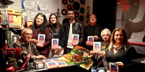 TIYATRO-SAHNESINDE-KITAP-TANITIMI_1127559_334684