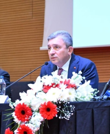 hulusi-sahin-engelli-bireylerin-sorunlarini-arastirma-komisyonu-bolge-istisare-toplantisi.jpg