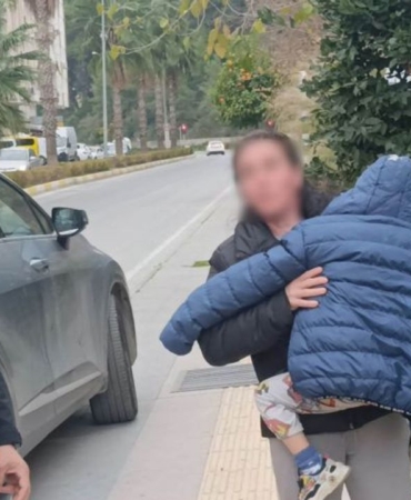 manavgat-balkon-cocuk.jpg